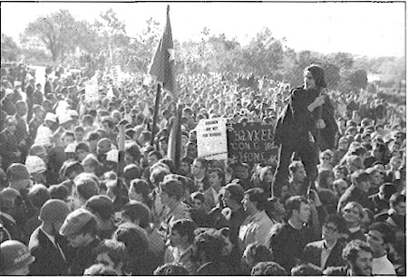 Demonstrators on October 21, 1967 near the Pentagon