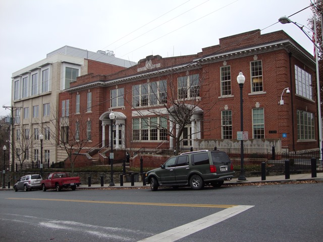 Photo of Lynchburg court house