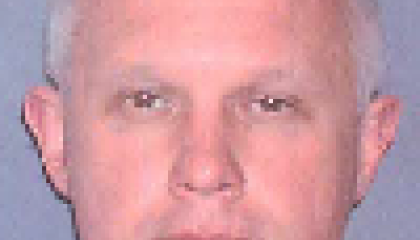 Male fugitive Timothy Eugene Barrett