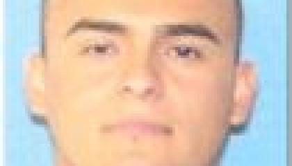 Male fugitive Aron Daniel Rosas