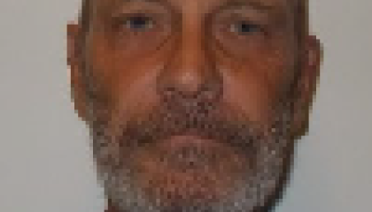 Face photo of fugitive Robert Cain