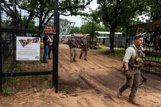 Officers leaving Tiger King Park